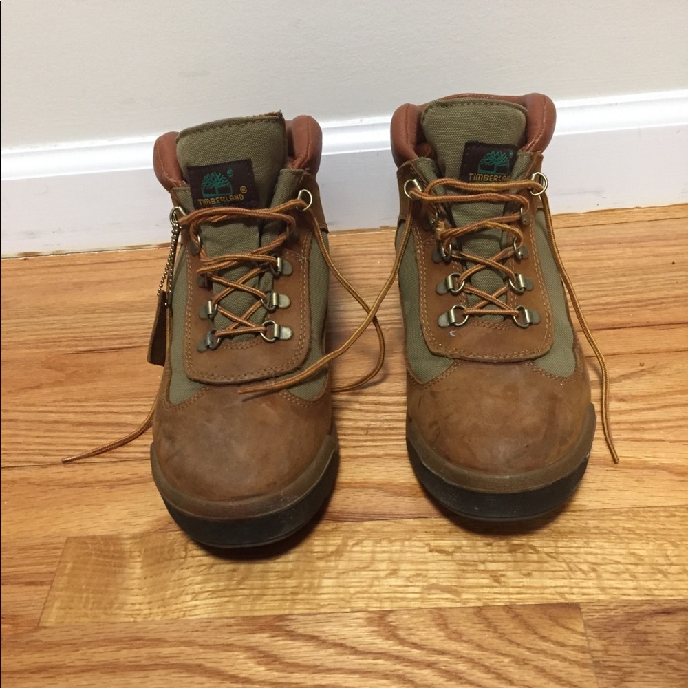 Sundance timberland field boot 9.5 US men used